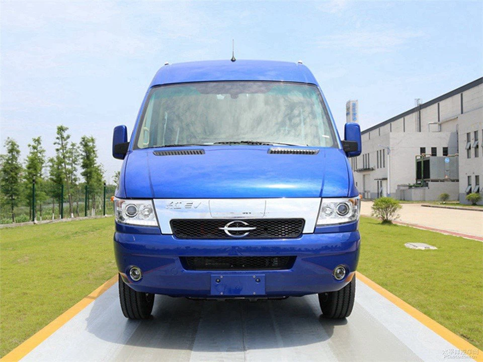 รับประกันคุณภาพ 200km Double Cab 19 ที่นั่งรถมินิบัสมือสองราคาถูก